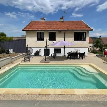 Le Clos Saint Vincent Maison Avec Piscine Feriehus